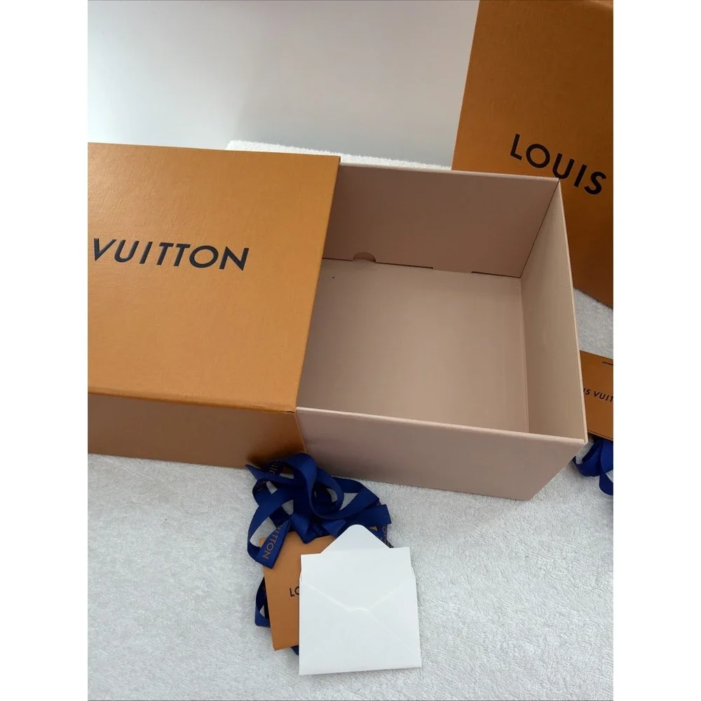 2-AUTH  LOUIS VUITTON MEDIUM EMPTY CLASSIC STORAGE GIFT BOX 12.25